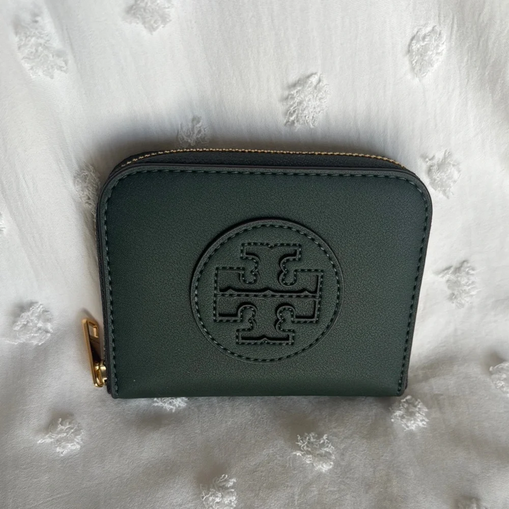!!SALE!!TORY BURCH SMALL ELLA BIO ZIP WALLET - Picture 1 of 3